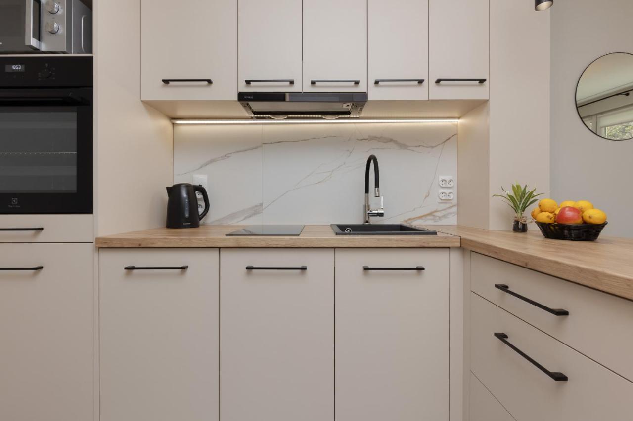 Aleja Jana Pawla II Studio Warsaw By Noclegi Renters Bagian luar foto
