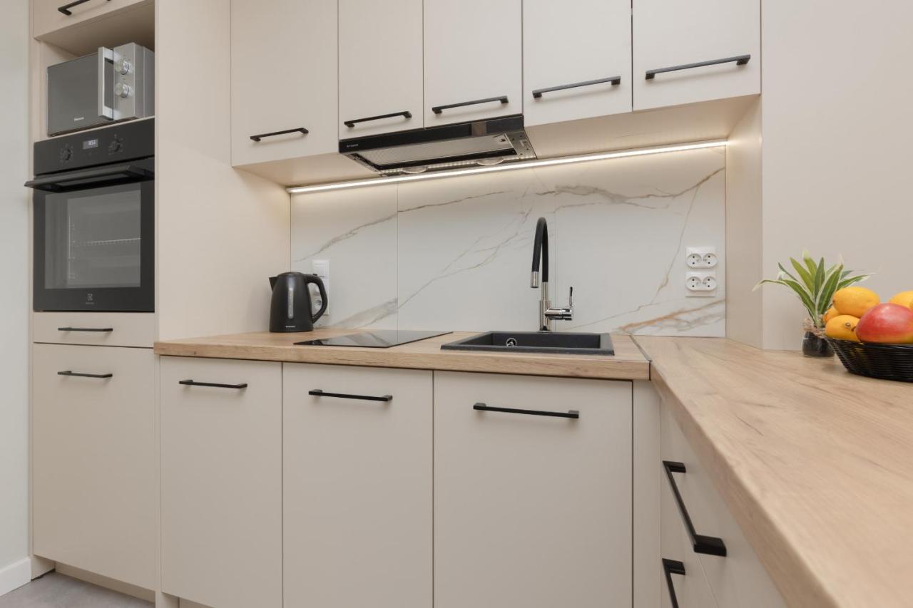 Aleja Jana Pawla II Studio Warsaw By Noclegi Renters Bagian luar foto