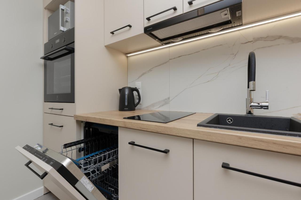 Aleja Jana Pawla II Studio Warsaw By Noclegi Renters Bagian luar foto